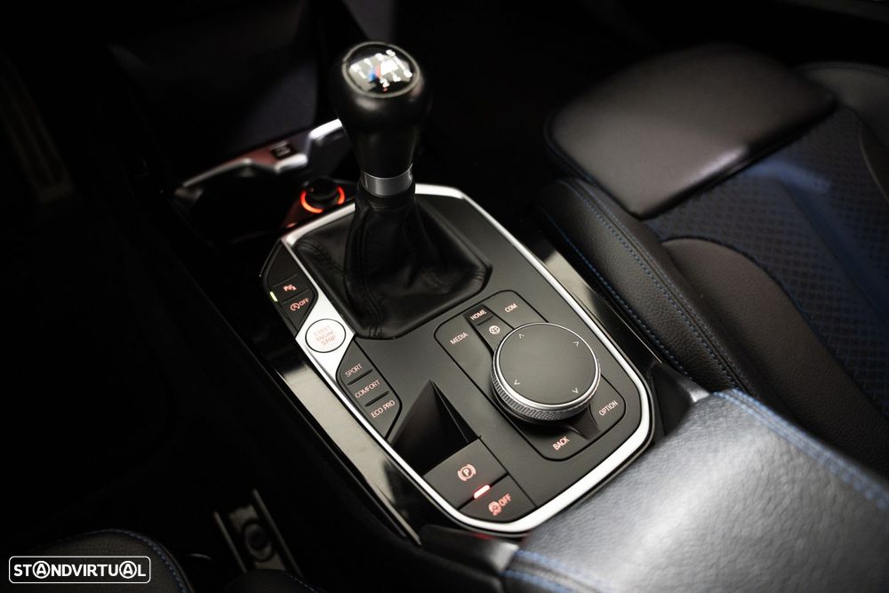BMW 116 d Corporate Edition M — fotografia 19