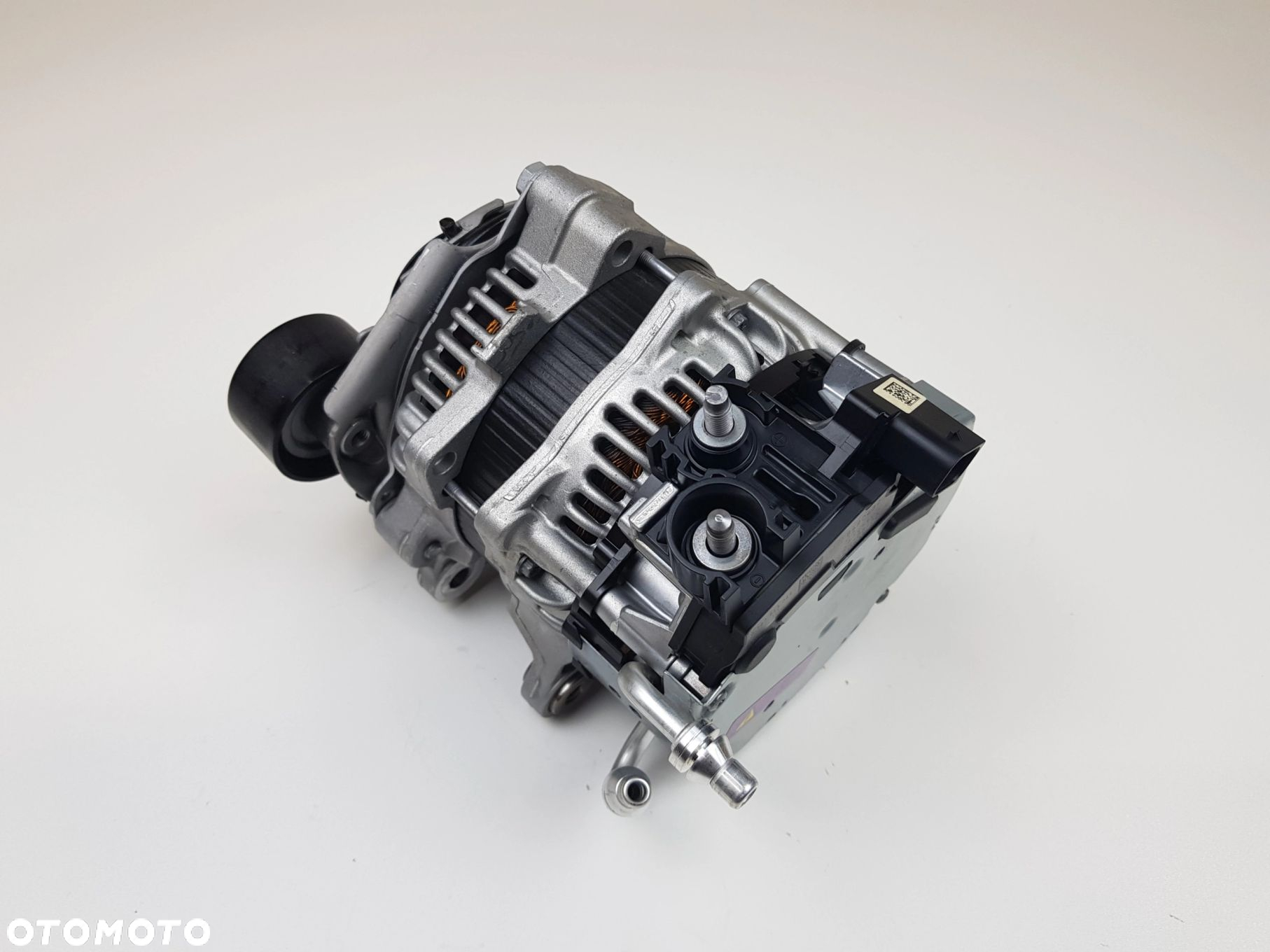 Alternator BMW G01 G20 G21 G30 G31 8490432 - 4