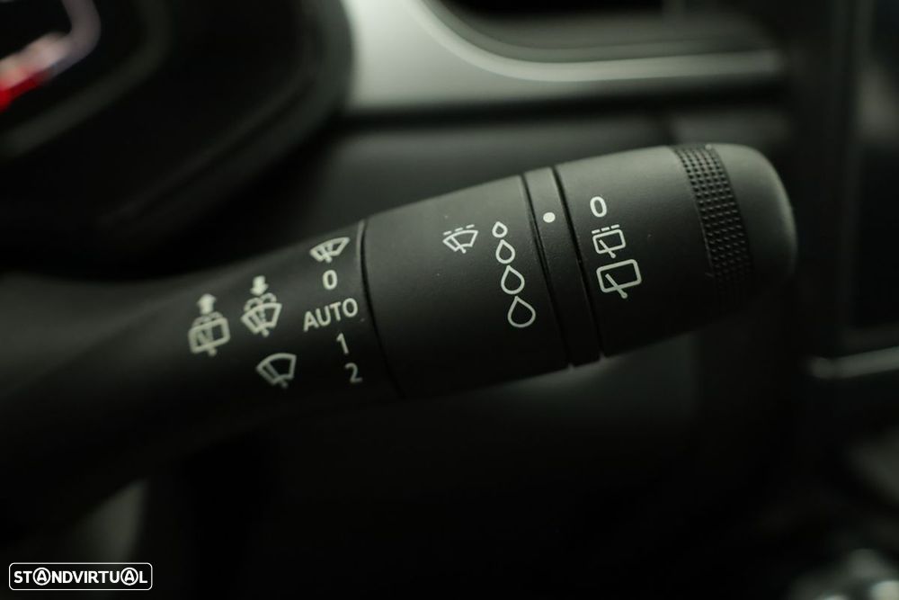 Renault Captur 1.0 TCe Techno Bi-Fuel - 19