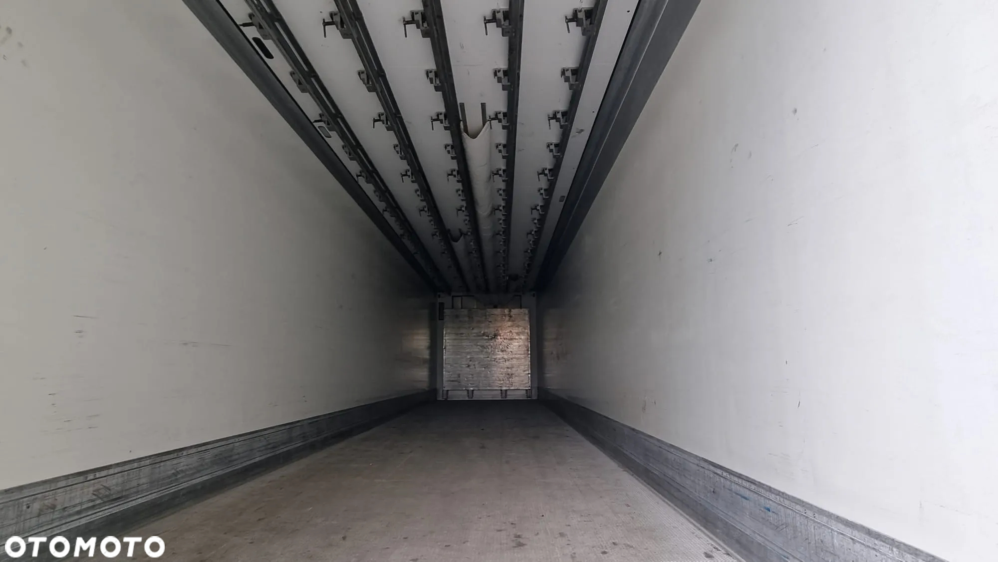 Schmitz Cargobull SKO 24 Hakówka - 10
