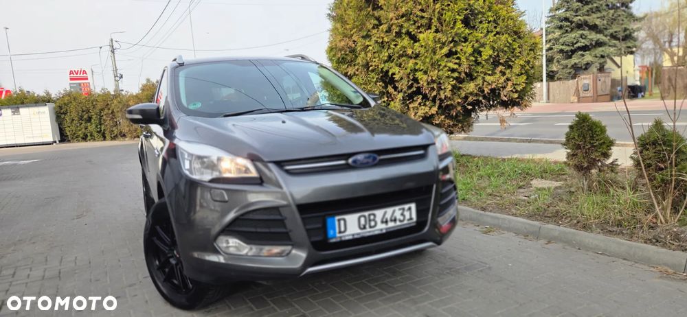 Ford Kuga 1.5 EcoBoost 2x4 Titanium - 23