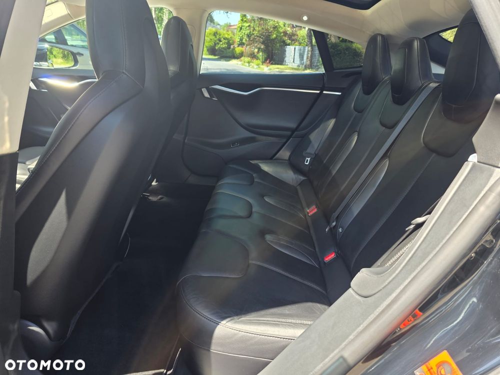 Tesla Model S 85 - 25