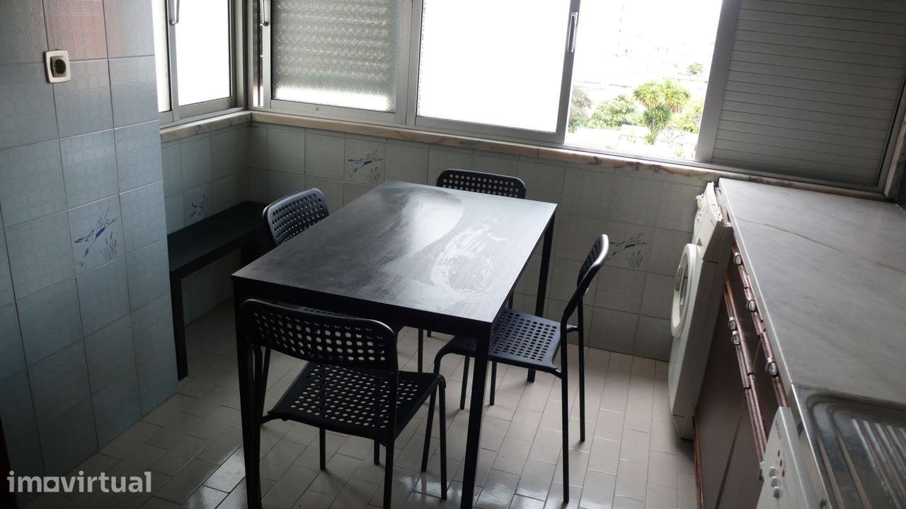 Quarto em Alvalade - Grande imagem: 3/6