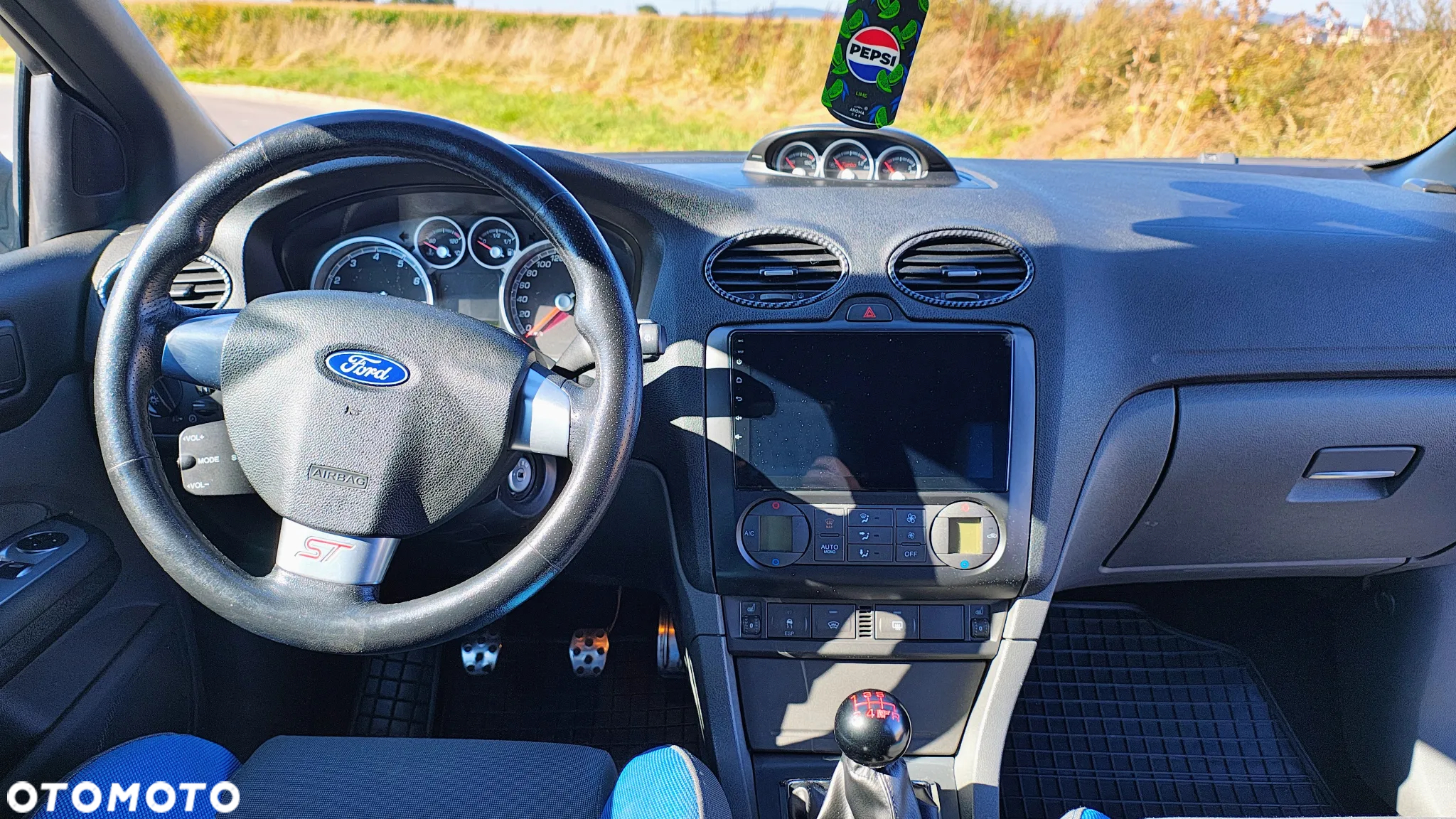 Ford Focus 2.5 ST - 17