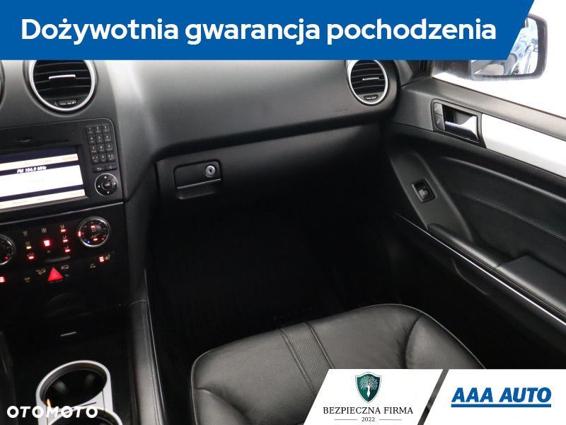 Mercedes-Benz ML - 10