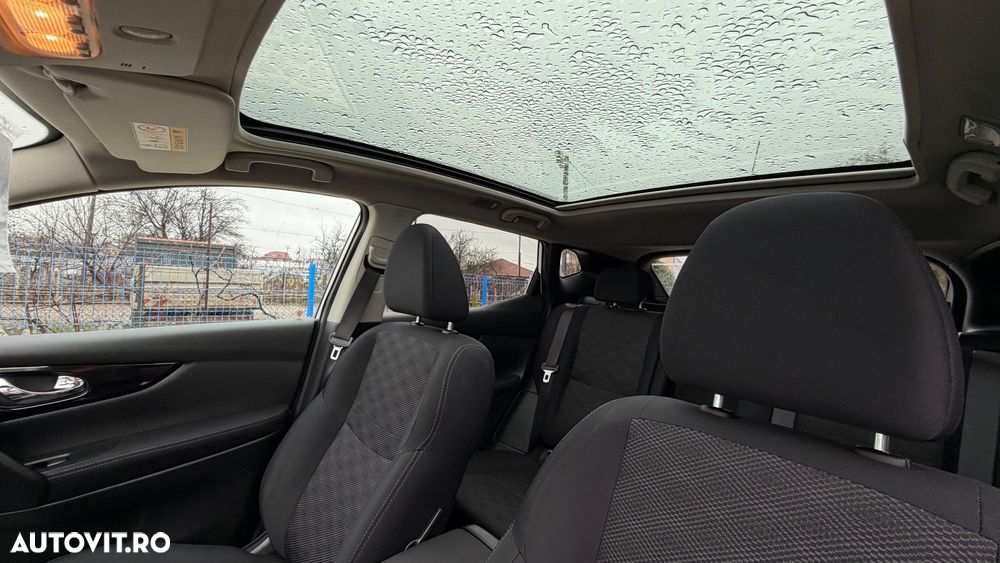 Nissan Qashqai 1.5 DCI N-Connecta - 13