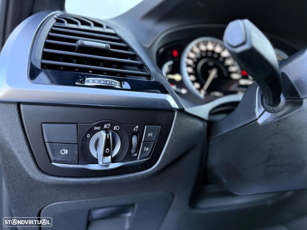 BMW X3 30 e xDrive xLine - 49