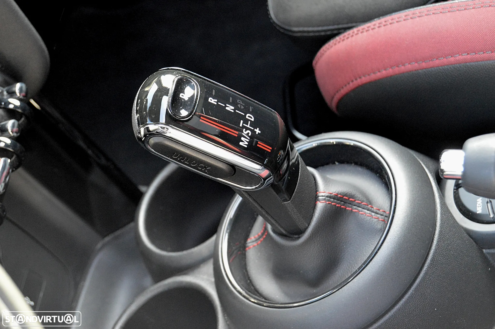 MINI 3 Portas John Cooper Works Aut. - 21