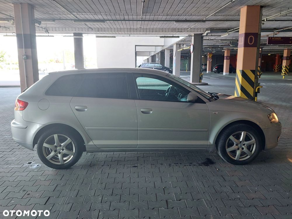 Audi A3 Sportback 1.6 tiptronic Ambiente - 5