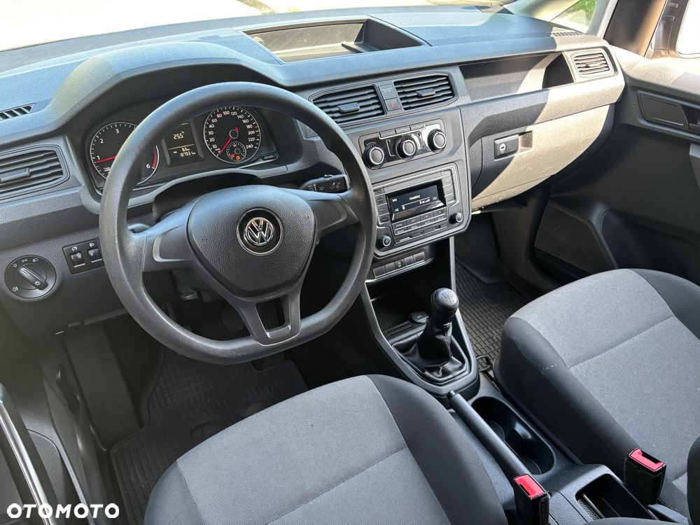 Volkswagen Caddy - 9