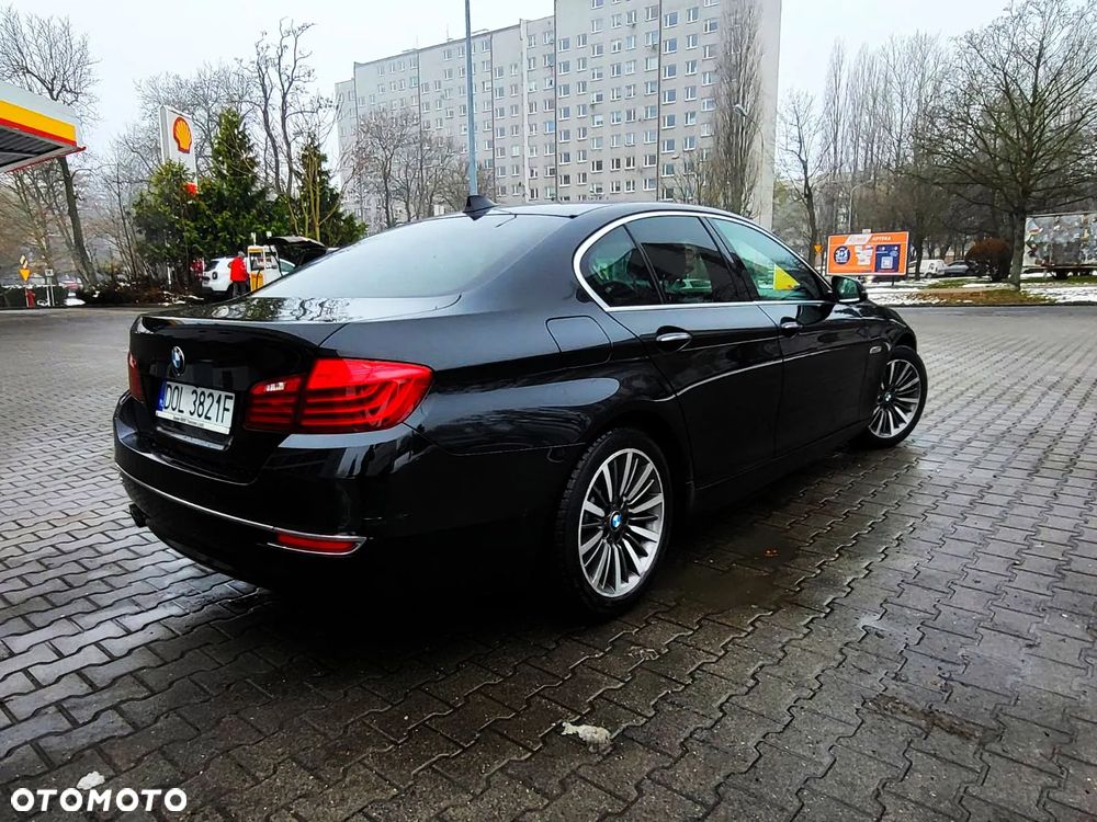 BMW Seria 5 520d xDrive Luxury Line - 10