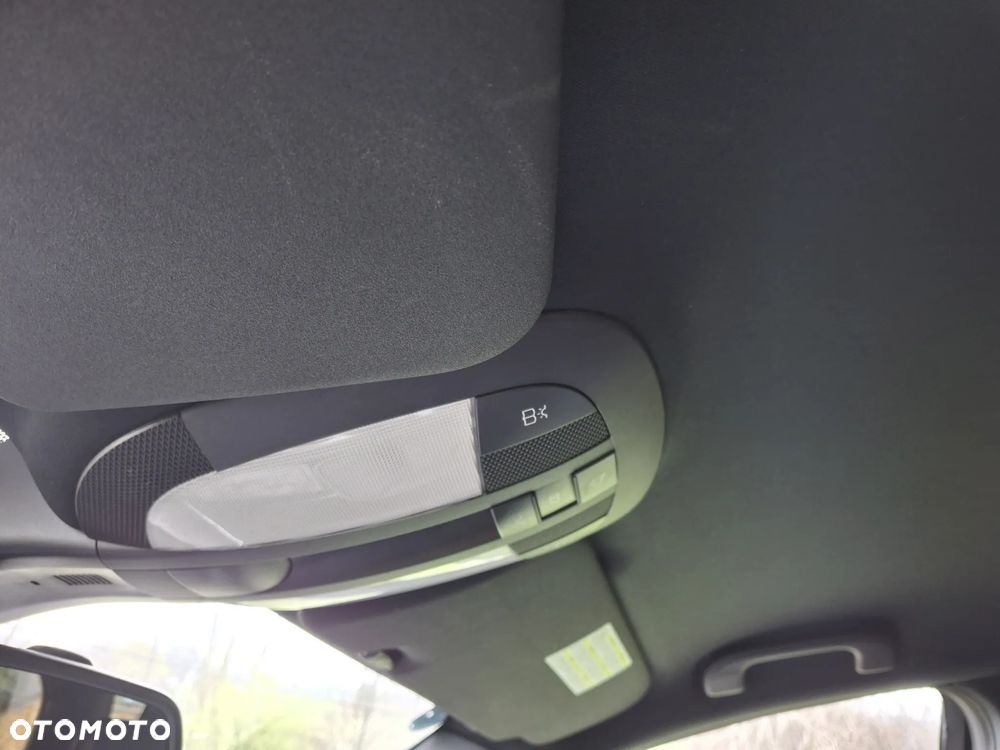 Mercedes-Benz ML - 26