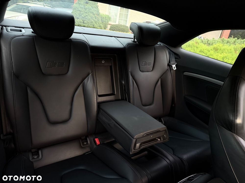 Audi S5 Coupé - 30