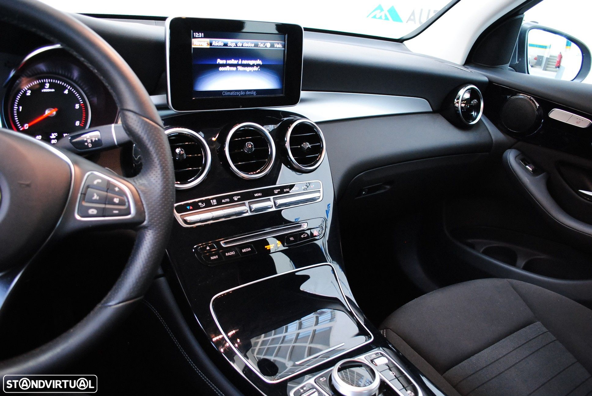 Mercedes-Benz GLC 220 - 16