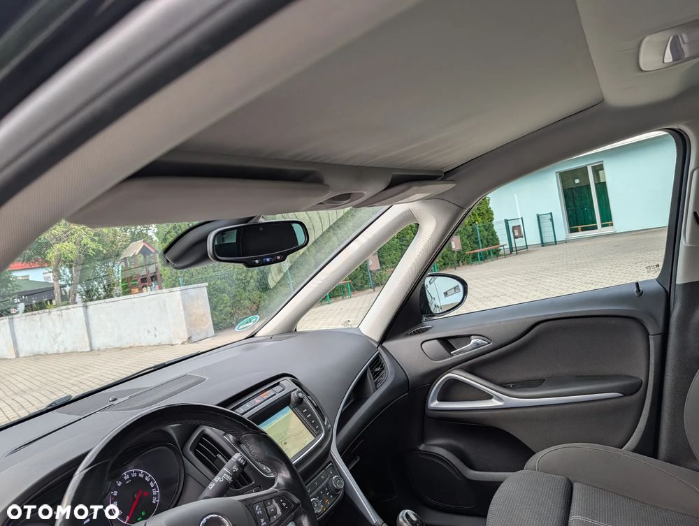 Opel Zafira Tourer 2.0 CDTI ecoFLEX Start/Stop Business Innovation - 28