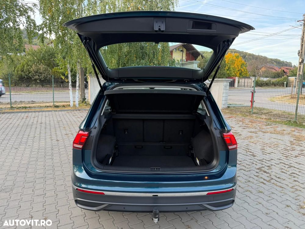 Volkswagen Tiguan - 15