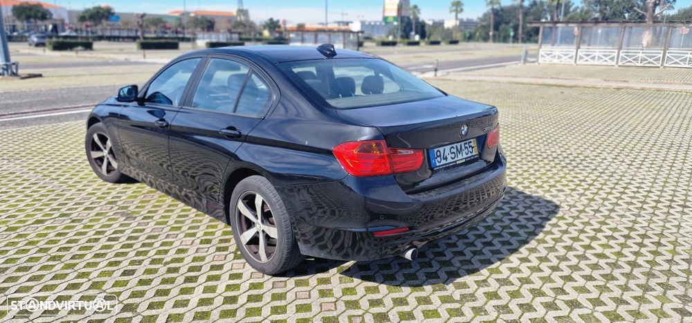 BMW 318 d Sport Line - 6