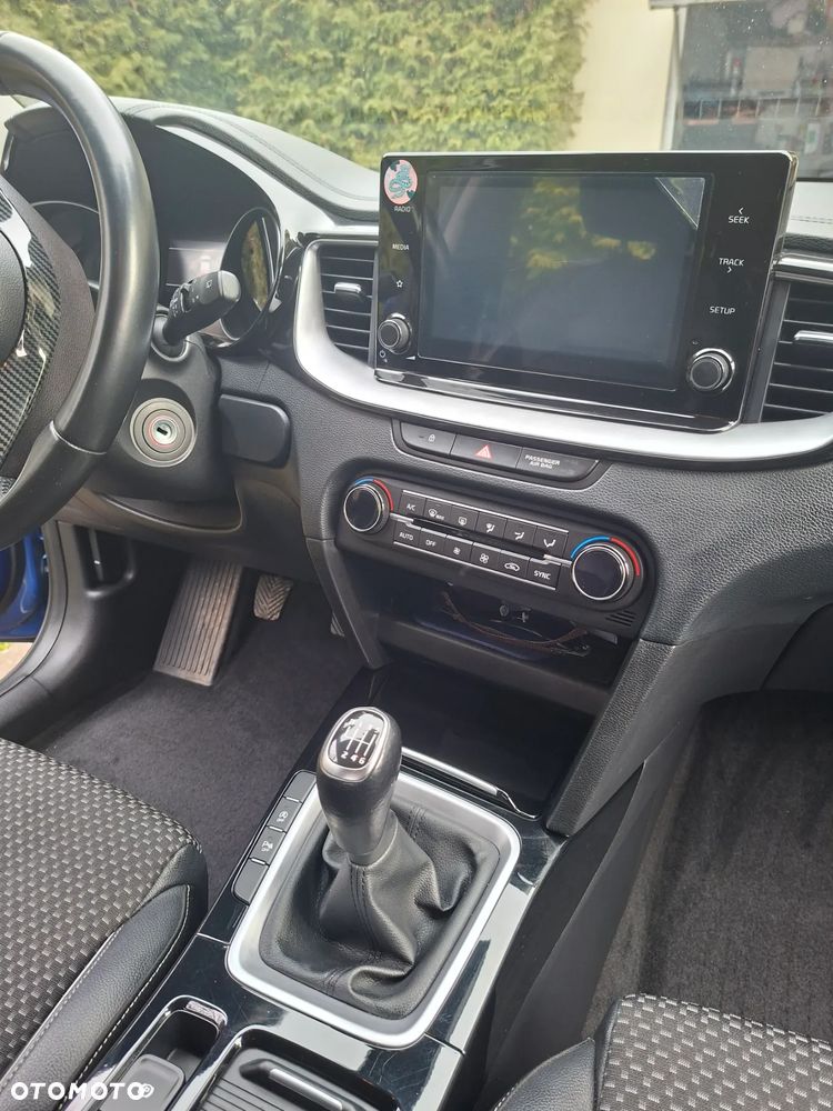 Kia XCeed 1.5 T-GDI L - 10
