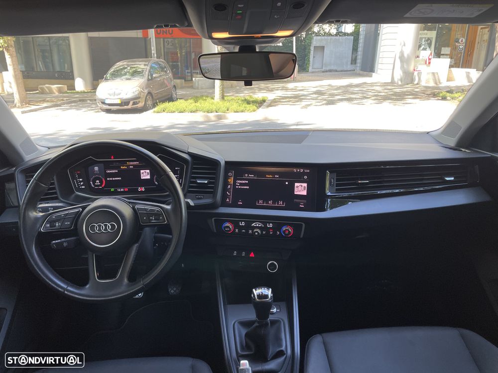 Audi A1 Sportback 30 TFSI S line - 35