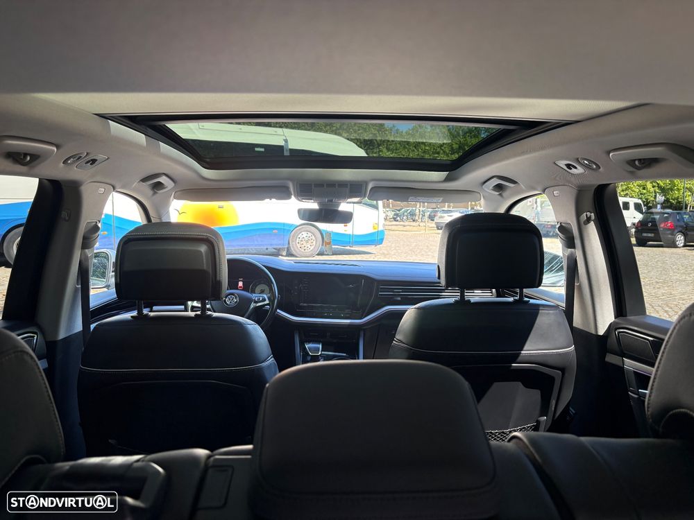 VW Touareg 3.0 TDI V6 Elegance Plus - 17