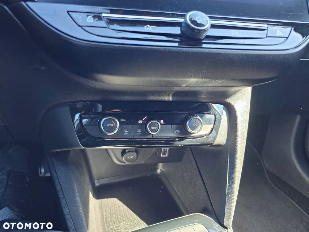 Opel Corsa 1.2 Direct Injection Turbo Start/Stop GS Line - 19