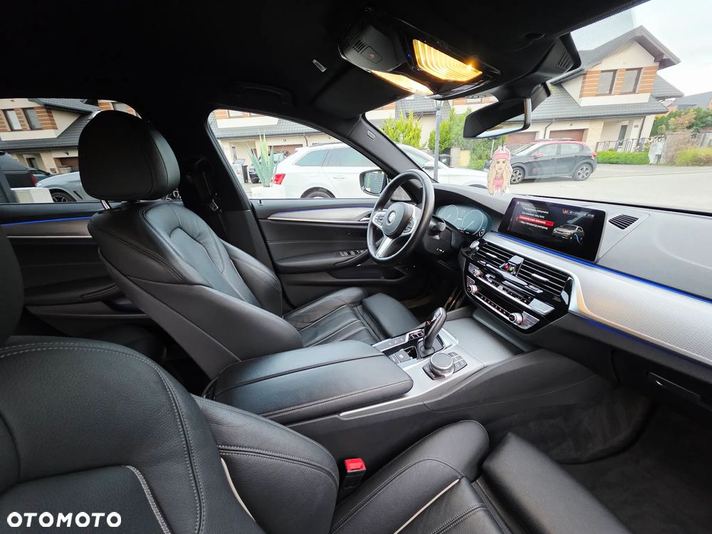 BMW Seria 5 530e iPerformance M Sport sport - 31