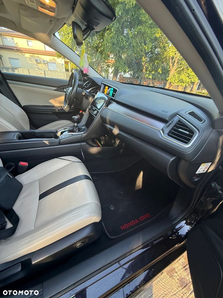 Honda Civic 1.5 T Executive - 16