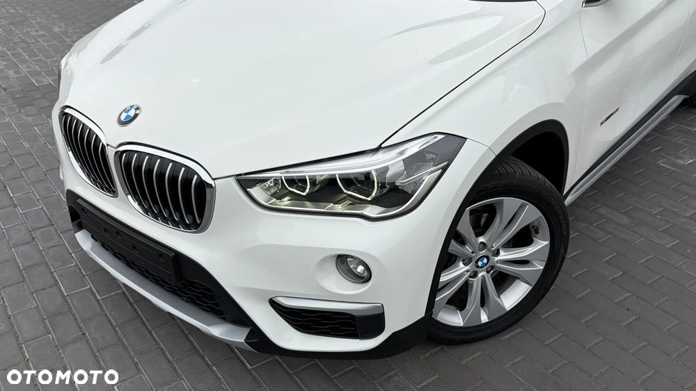 BMW X1 sDrive18i - 16