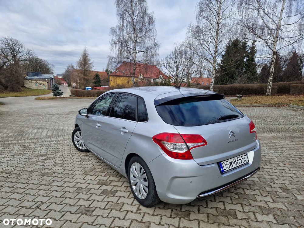Citroën C4 VTi 120 Attraction - 3