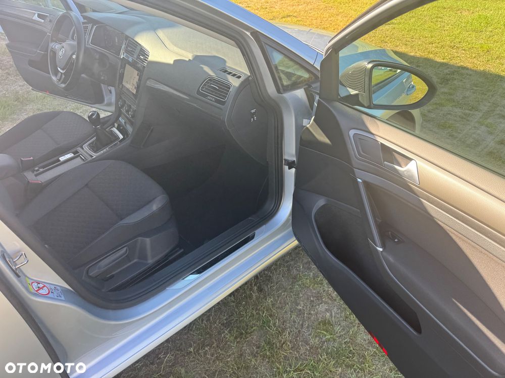 Volkswagen Golf 1.6 TDI Join - 19
