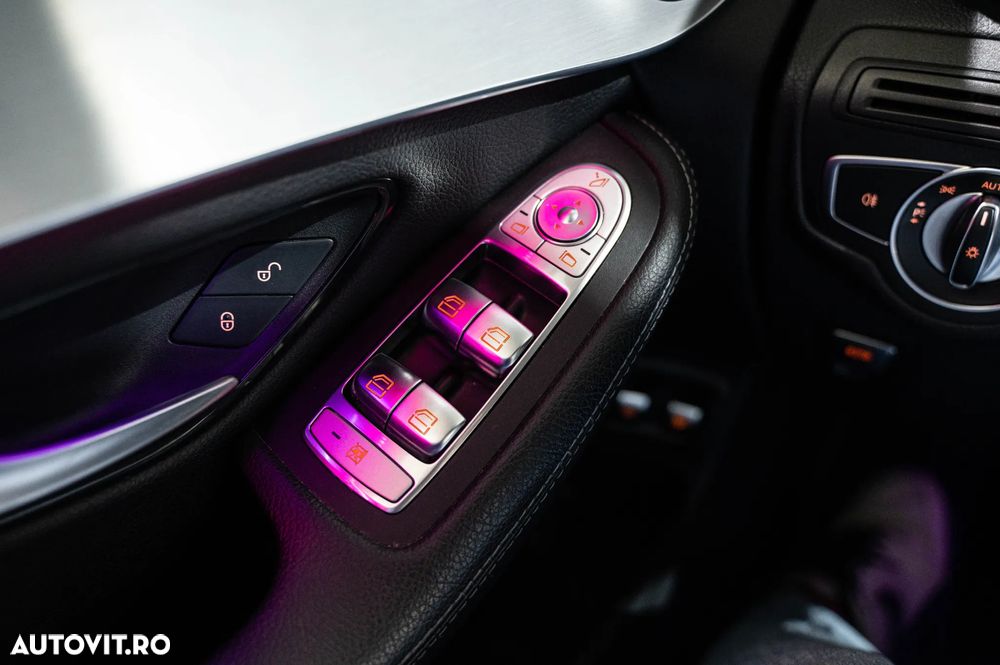 Mercedes-Benz GLC 220 d 4Matic 9G-TRONIC AMG Line - 26