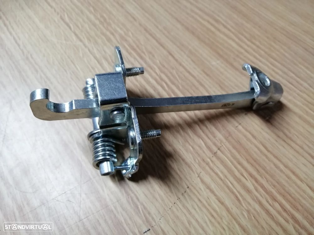 Limitador da porta frente Renault Master Opel Movano 2010-- - 2