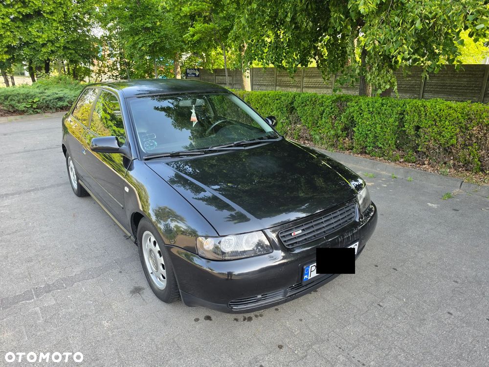 Audi A3 3-drzwiowe 1.6 FSI Ambiente - 5