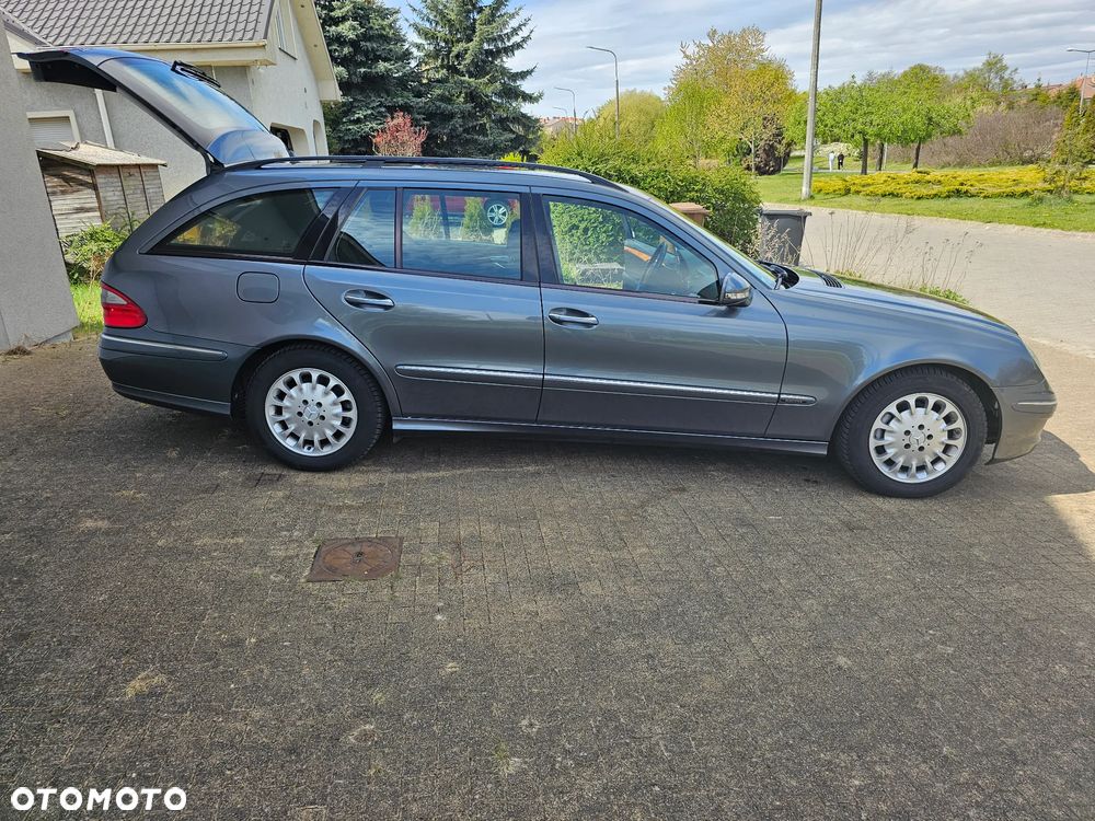 Mercedes-Benz Klasa E 220 CDI Automatik Avantgarde - 23