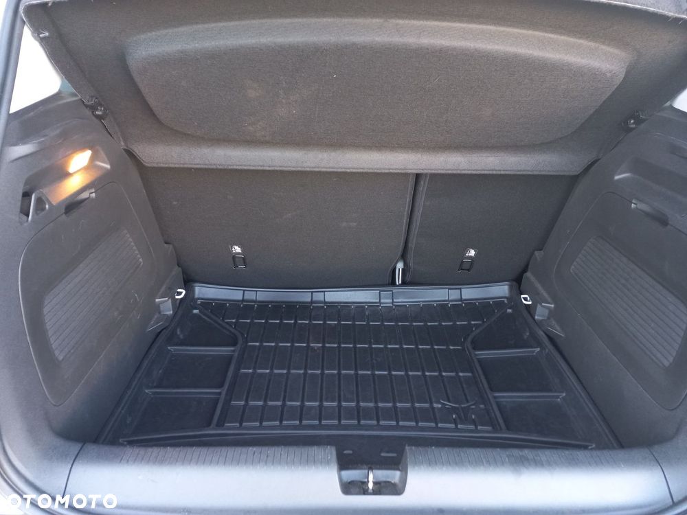 Opel Crossland X 1.2 T Eco 120 Lat S&S - 22