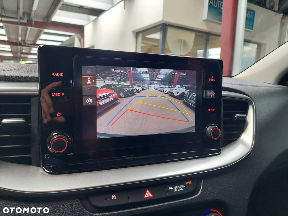 Kia Ceed 1.5 T-GDI M - 26