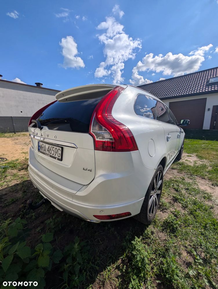 Volvo XC 60 - 4