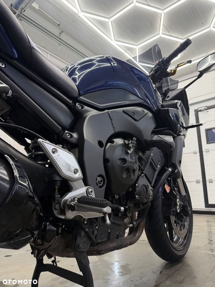 Yamaha FZ - 20