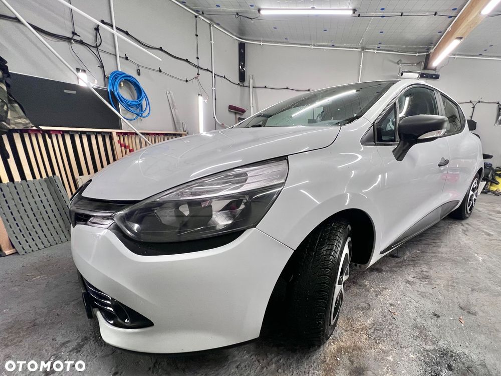 Renault Clio 1.2 16V Life - 2
