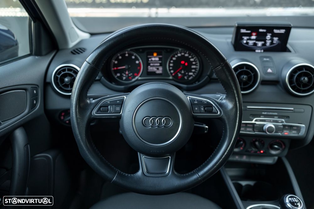 Audi A1 Sportback 1.0 TFSI Design - 10