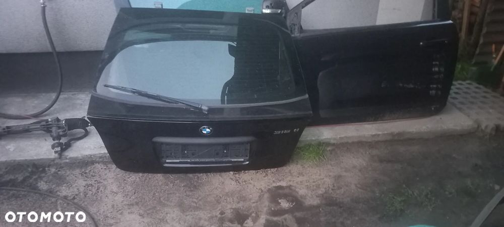 BMW E46 COMPACT SCHWARZ 2 KLAPA  ZDERZAK POZNAN - 1
