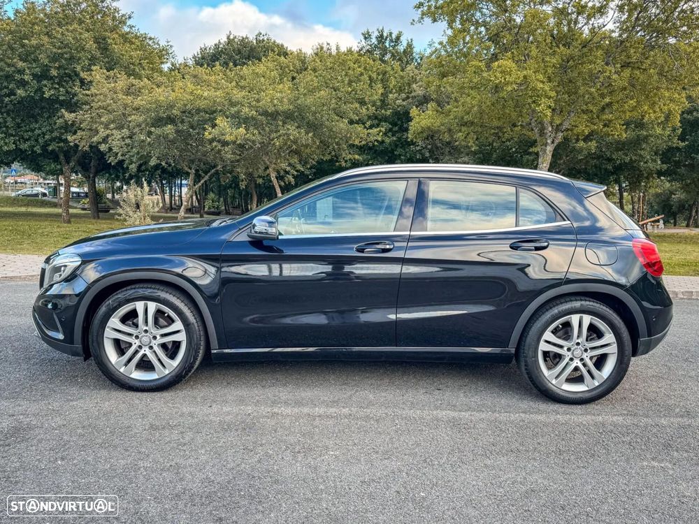 Mercedes-Benz GLA 220 d Urban 4-Matic - 6