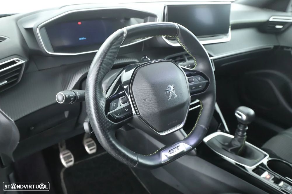 Peugeot 2008 1.2 PureTech GT Line - 10