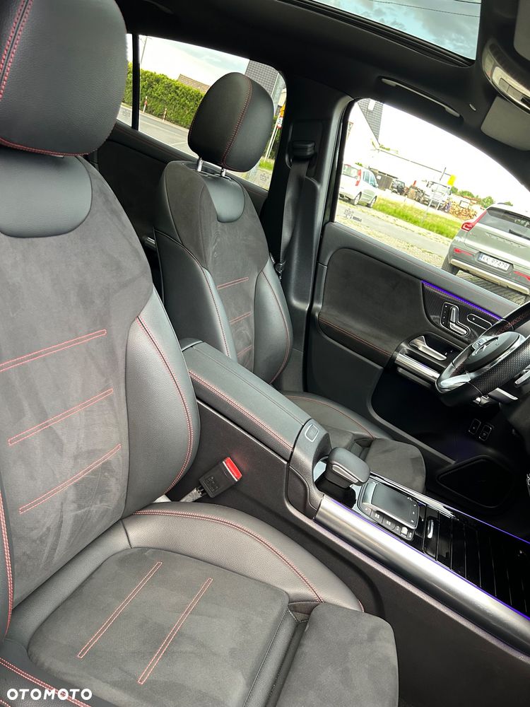Mercedes-Benz GLA 250 e 8G-DCT AMG Line - 13
