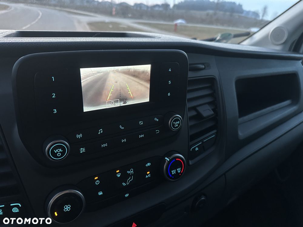 Ford Transit - 13