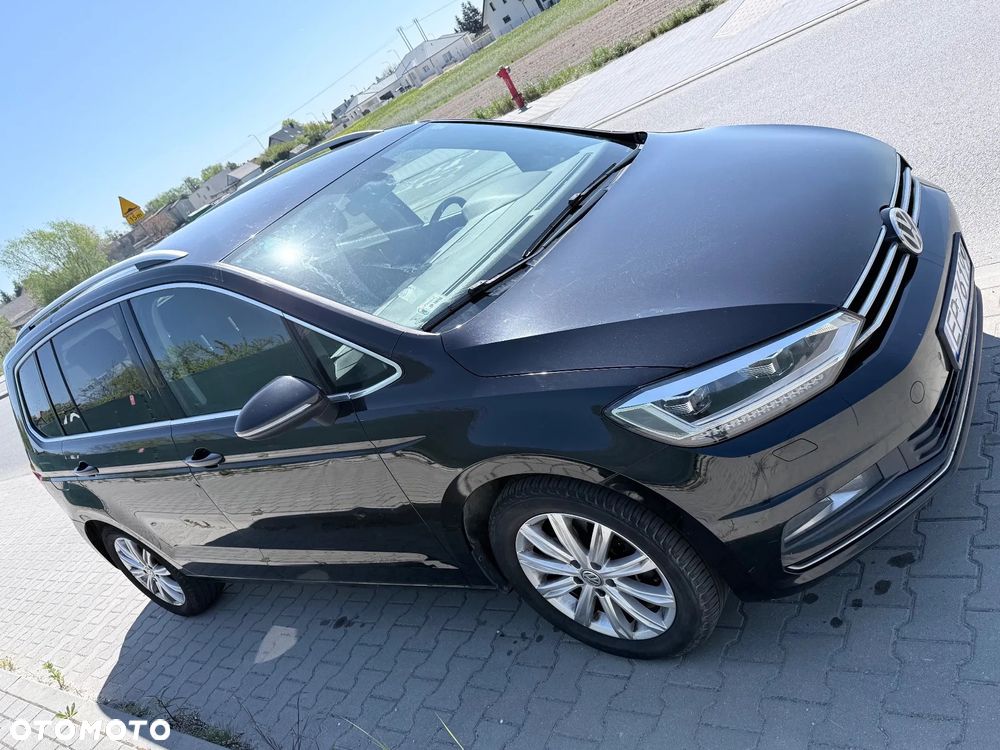 Volkswagen Touran - 3