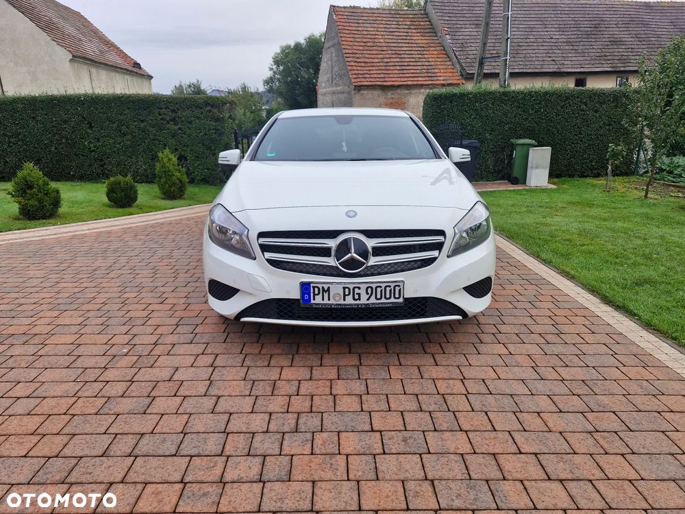 Mercedes-Benz Klasa A 180 (BlueEFFICIENCY) - 2