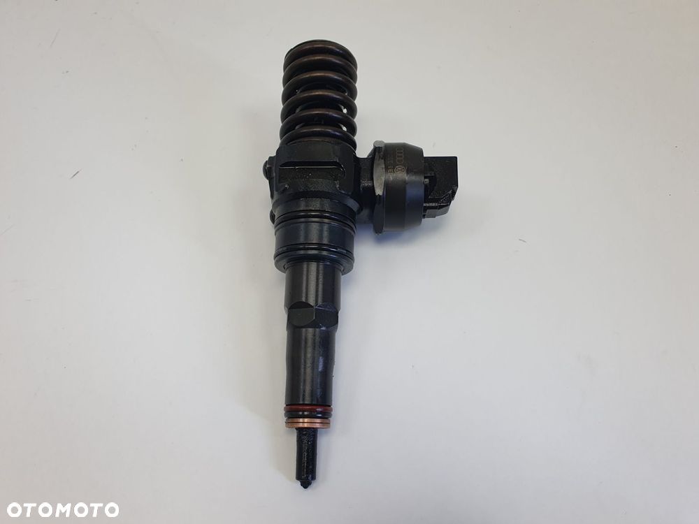 WTRYSKIWACZ VW Audi Skoda 1.9 TDI WTRYSK Wtryskiwacz pompowtryskiwacz 0381 - 1
