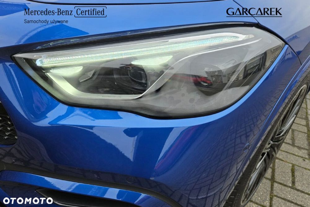 Mercedes-Benz GLA - 6