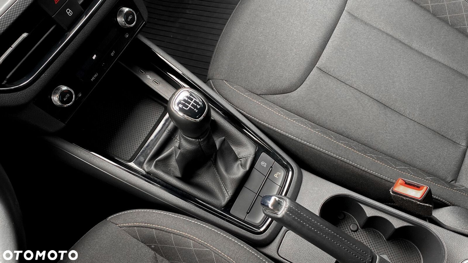 Skoda Kamiq 1.5 TSI Ambition - 19